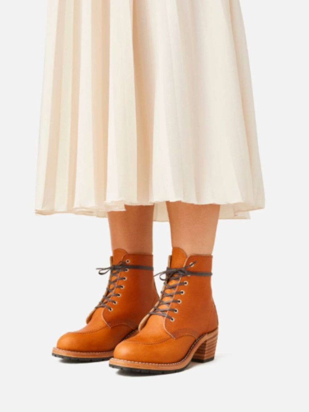 Red Wing Boots Women's 9 Clara Heeled Oro Brown Legacy Leather Moc Toe MSRP $359 - Picture 8 of 8